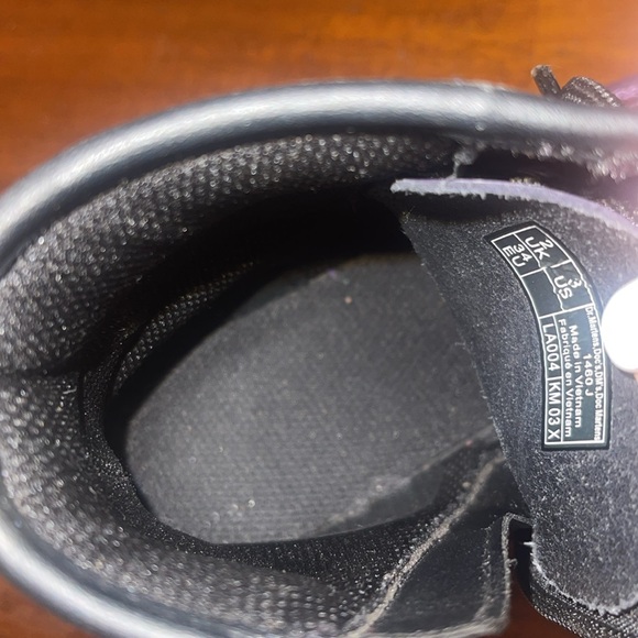 Dr. Marten Youth 1460 Purple Zip/Lace Boots. U.S. 3. - Picture 11 of 16